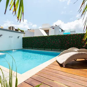 Deluxe 42 Bed & Breakfast Playa del Carmen